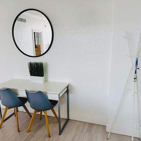 Miami Hollywood Great Two Bedroom Apartment With Channel View 006-22Bvic Екстериор снимка