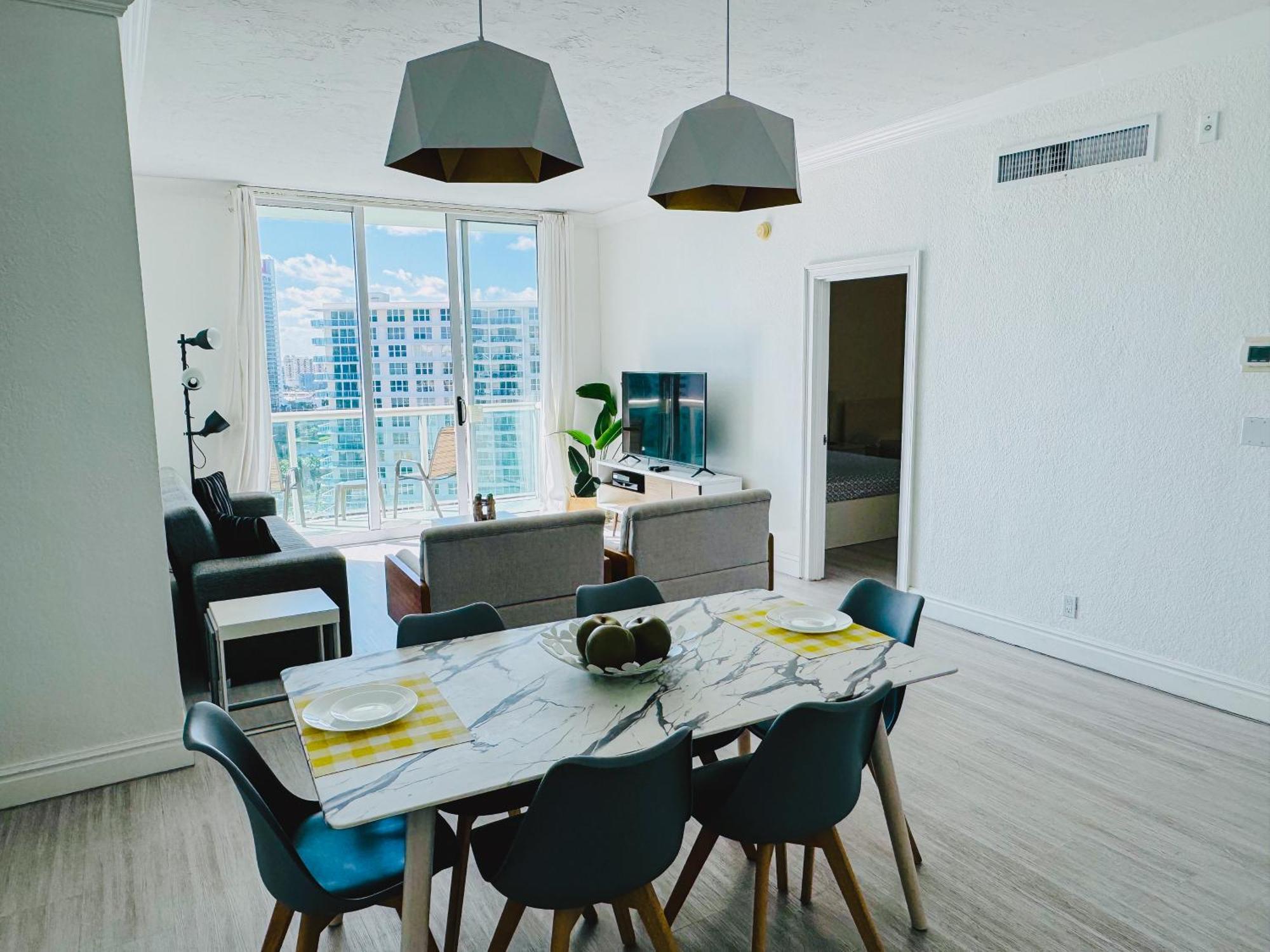 Miami Hollywood Great Two Bedroom Apartment With Channel View 006-22Bvic Екстериор снимка