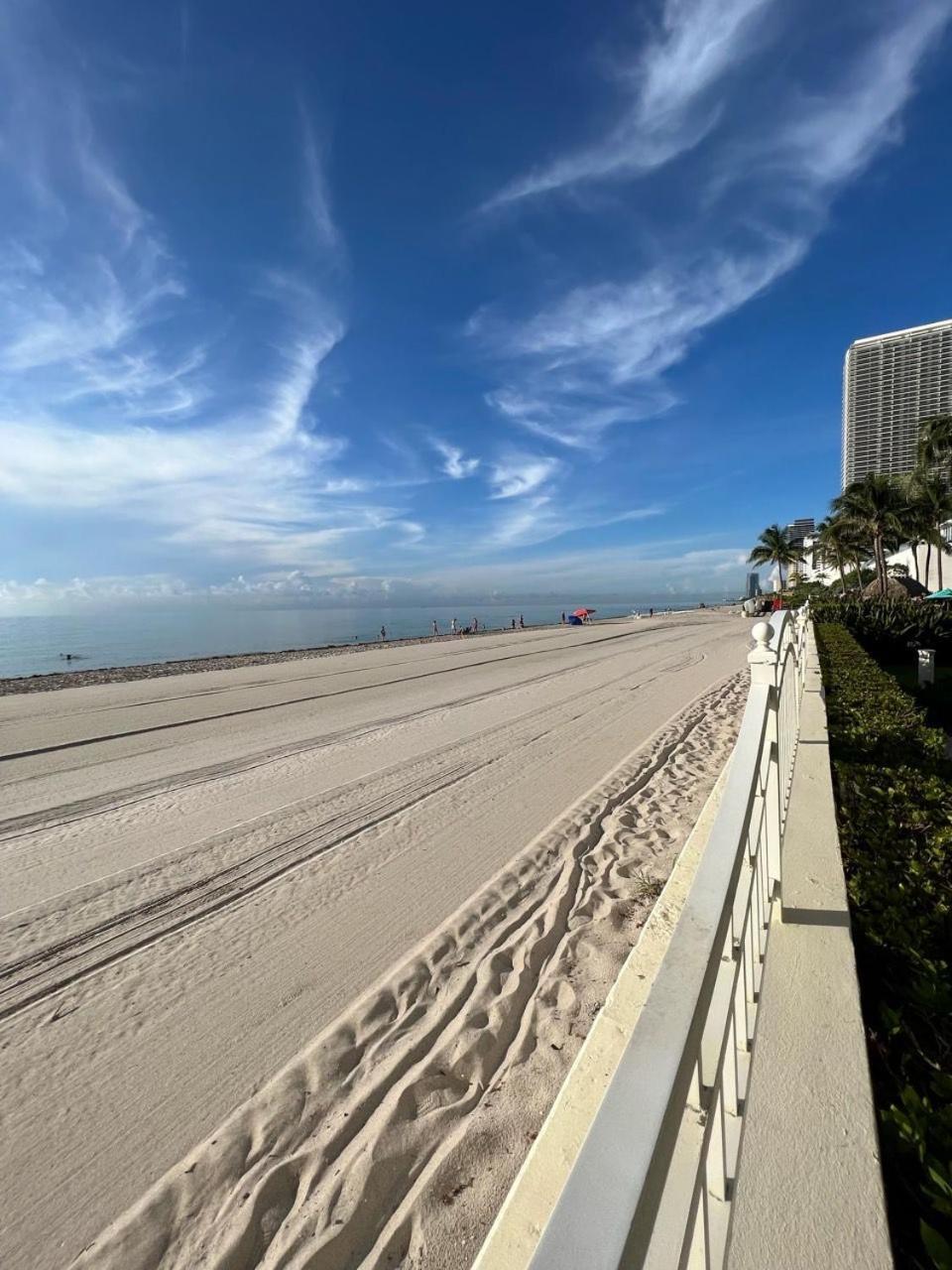 Miami Hollywood Great Two Bedroom Apartment With Channel View 006-22Bvic Екстериор снимка